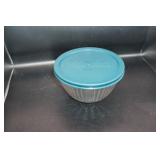 Glass Pyrex Bowl w/green lid 3 cups