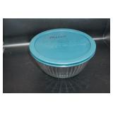 Glass Pyrex Bowl w/green lid small
