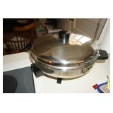Farberware Electric Fry Pan with Lid