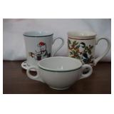Christmas Theme 2 Cups & Sugar Dish