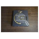 NIP Magnifying Glass w/light & rechargeable