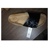 NIP Ladies Sandals Slip on Sz8 No Boundaries