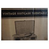 NIP Vtg Suitcase Turntable by RetroLife