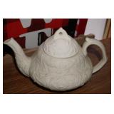 Beige Teapot w/Holly Berries