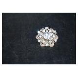 Vtg Brooch w/blue stones, silver tone