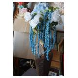 Large Copper Vase w/flowers