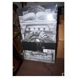 NIP Halloween Decor Board to Death