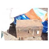 Vtg Trunk Contents NOT included