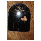 Magnetic Memo Holder w/pig