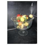 Pedestal Dessert/Fruit Bowl w/plastic fruit