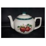 Tea Pot W/apples