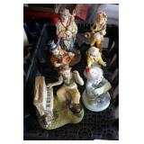 BL of Figurines Clown Figurines