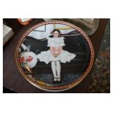 Sitting Pretty Plate by Knowles