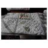 Bedspread Sage & White & 2 Pillow Shams