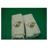 2 Christmas Hand Towels Christmas Horn Beige