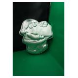 Large Metal Santa Claus w/present Cake Pan