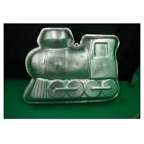 Wilton Train Cake Pan