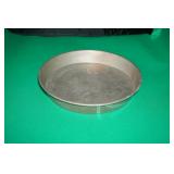 Wilton Round 9 x 1 1/2in Cake Pans