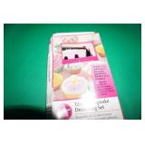 12 pc Cake Decorating Set