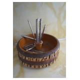 Vtg Wooden Nut Bowl w/nut crackers