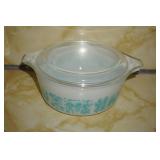 Vtg Pyrex 1 1/2 Pt  Amish Butter Print Casserole