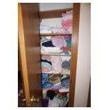 Closet Lot Blankets, Sheets & Towels