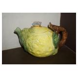 Vtg WCL Lemon Tea Pot w/lid & butterfly
