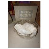 NIP Timeless Treasures Silver Plate Wire Basket