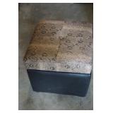 Foot Ottoman w/storage