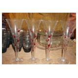 Set of 4 Champagne Flutes w/red dots