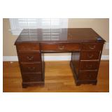 VTG Desk