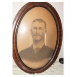 Antq Frame w/ Picture Oval Frames