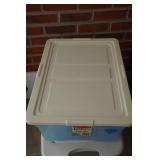 Rubbermaid Keepers Clear Box with Lid