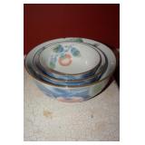 Set of Three Japanese Arita Ware Nesting Bowls
