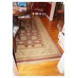 Large Mohawk Dinning Room Rug with Padding