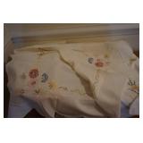 Embroidered Breakfast Tablecloth with Flowers