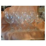 8 Clear Stemmed Wine Glasses