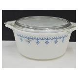 Pyrex Snowflake Bowl #474 VGC w/Lid
