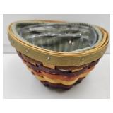 Longaberger SM Triangle Basket  6" x 6"