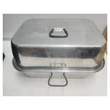 Vintage Aluminum Wear Ever  Turkey Roaster
