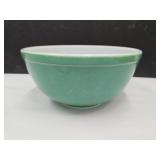 Green Teal ? Pyrex Glass Bowl  8 3/4" Wide