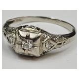18k Gold Ring with Diamonds Size 7.5