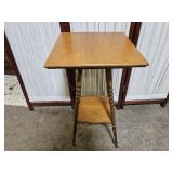 Vintage Oak Wood Plant Stand 15 x 29" high Vintage Oak Wood Plant Stand 15 x 29" high
