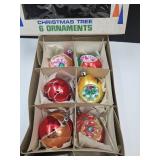 Vintage Christmas Ornaments Indents, Glitter w Bx