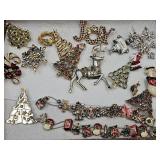 Lot  Vintage Christmas Costume Jewelry Brooches+