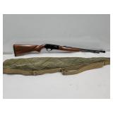 22 LR Hawthorne  880 Montgomery Wards Rifle W Bag