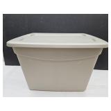 24 X 17 X 15 Storage Tote