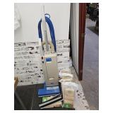 Versamatic Sweeper Works Great! w17 Bags & Brushes