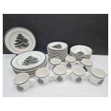 Totally Today Christmas Dishes