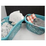 2 NEWER Laundry Baskets w/Lap Throws